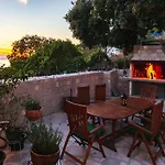 Best Host 2025- Stone Art House Makarska