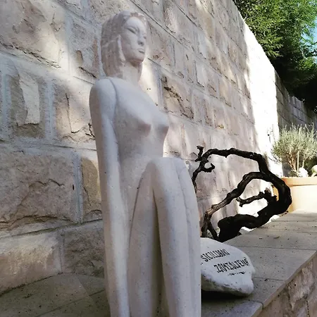 Host 2025- Stone Art House * Makarska