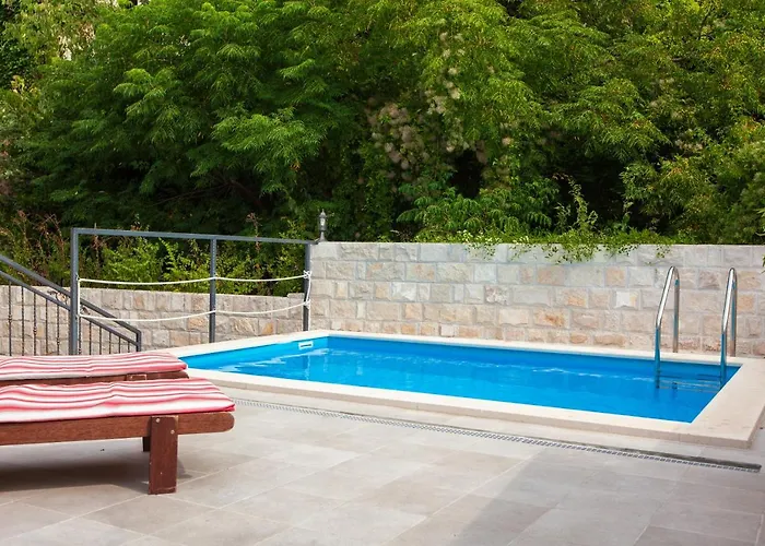 19th Century Stone Art House In Nature Park Villa Makarska