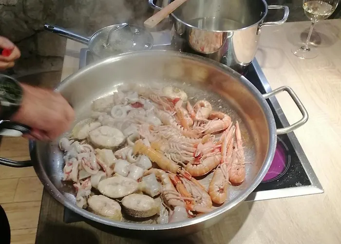 Villa 19th Century Stone Art House In Nature Park